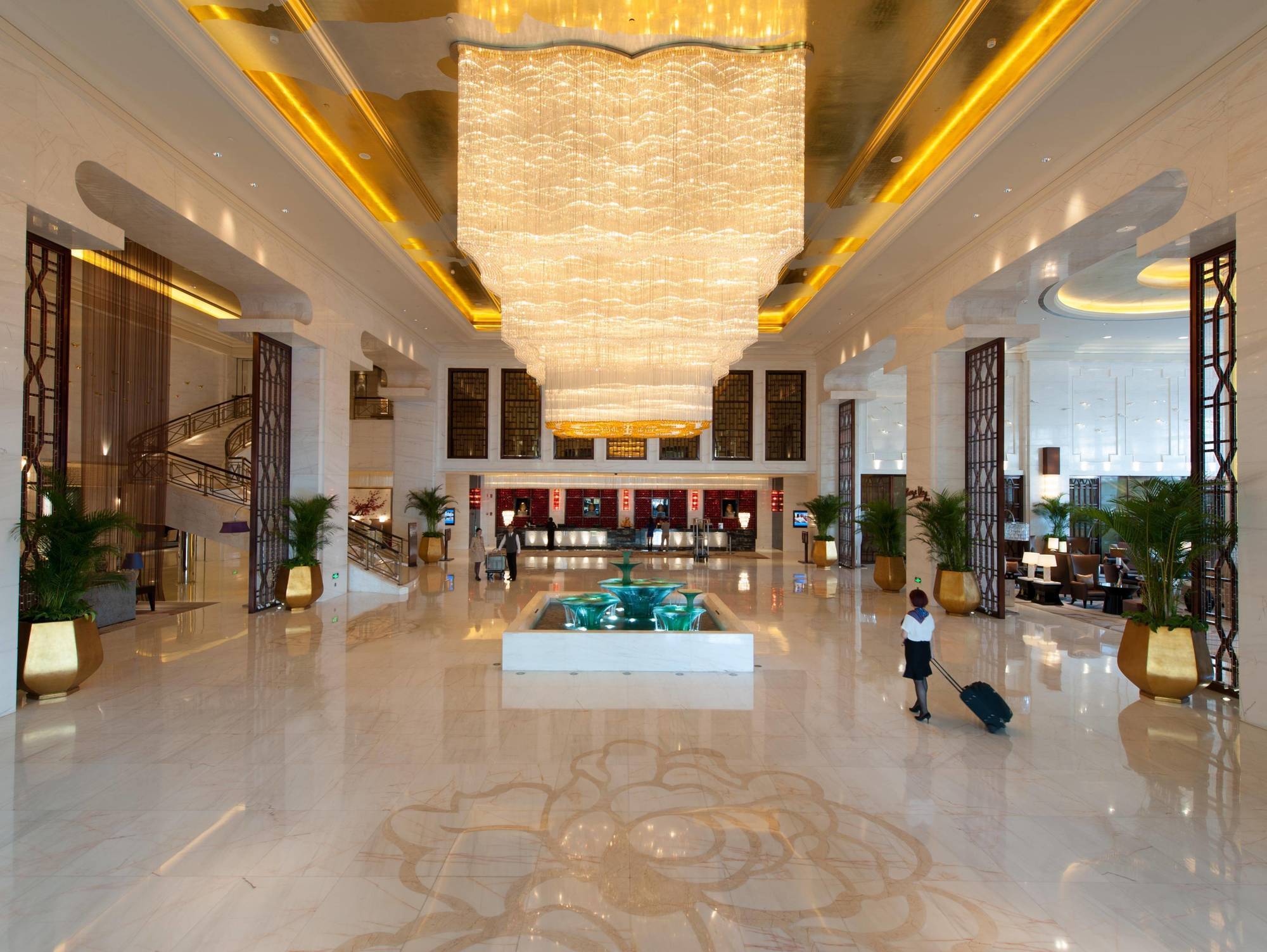 Wyndham Grand Plaza Royale Colorful Yunnan Hotell Kunming Eksteriør bilde